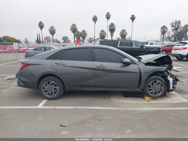 KMHLM4DJ5RU115528 Hyundai Elantra Hybrid Blue