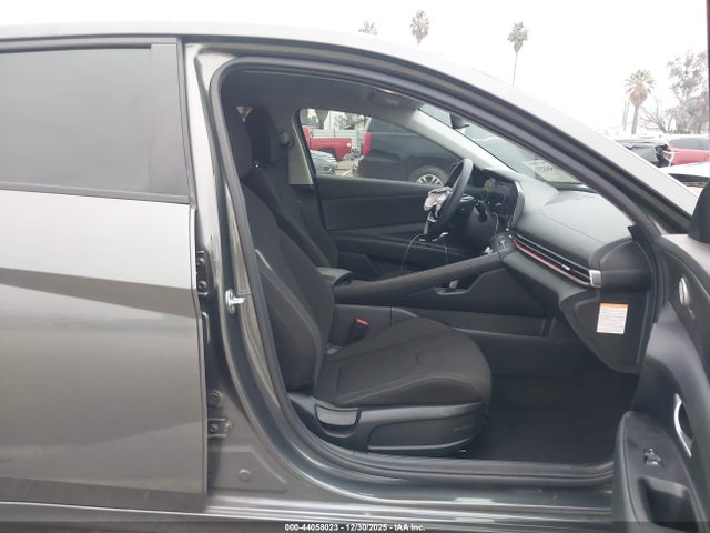 KMHLM4DJ5RU115528 Hyundai Elantra Hybrid Blue