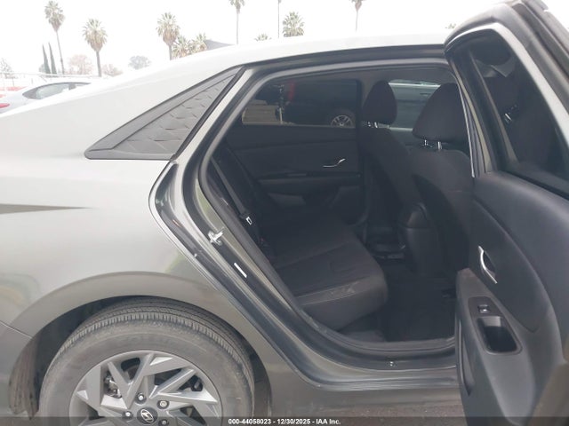 KMHLM4DJ5RU115528 Hyundai Elantra Hybrid Blue
