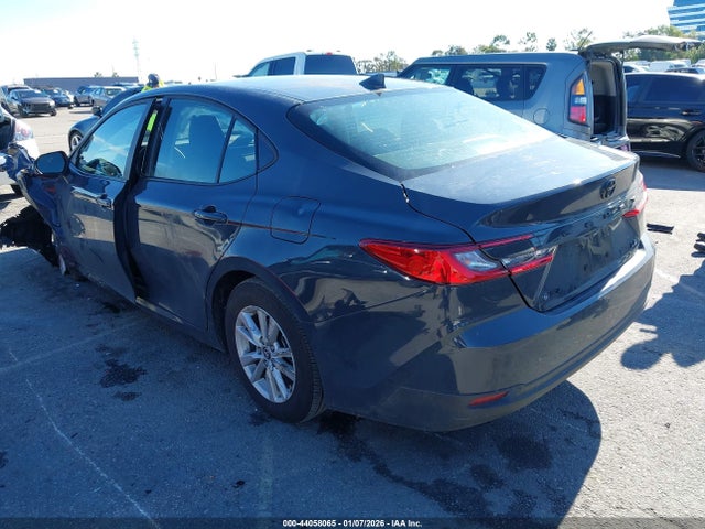 Toyota CAMRY LE 2025 4T1DAACK4SU611187 Image 3