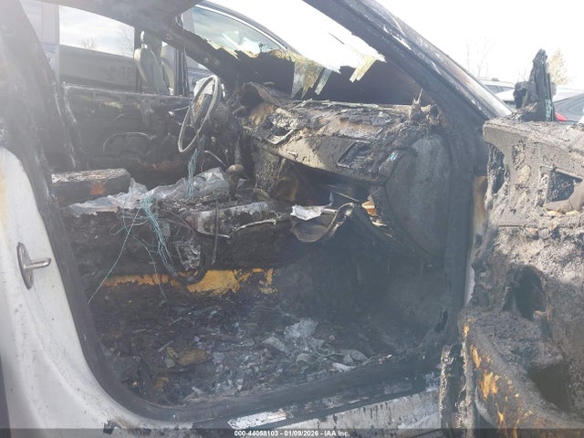 2013 AUDI A7 WAU2GAFC8DN100235 Photo 4