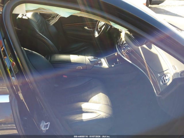 2016 MERCEDES-BENZ S 550 WDDUG8FB8GA269975 Photo 4