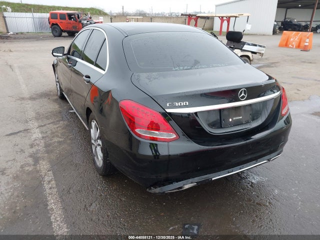 Продаж на аукціоні авто 2015 Mercedes-benz C 300, vin: 55SWF4JBXFU077726, номер лоту: 44058121