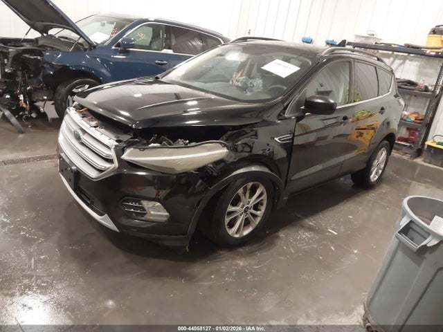 1FMCU9G96HUA94041 Ford ESCAPE SE