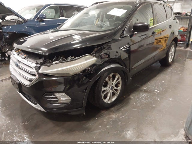 1FMCU9G96HUA94041 Ford ESCAPE SE