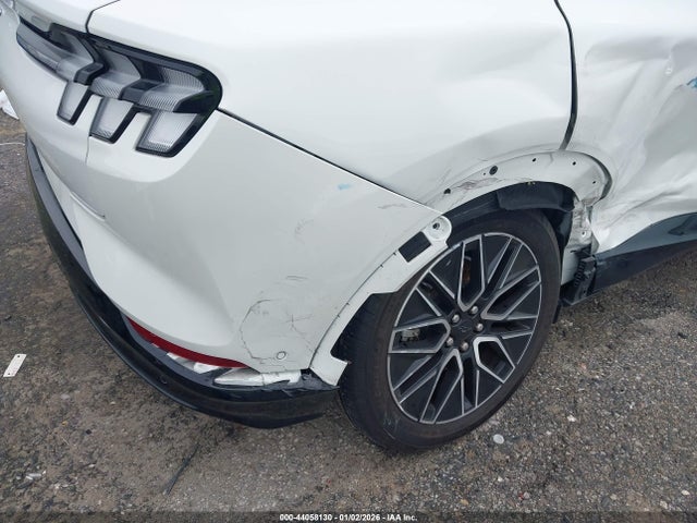 Ford Mustang Mach-e Premium 2024 3FMTK3R45RMA15372 Image 19
