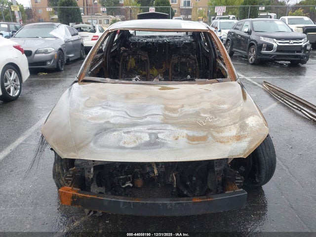 5NPD84LF5JH342498 Hyundai ELANTRA SEL
