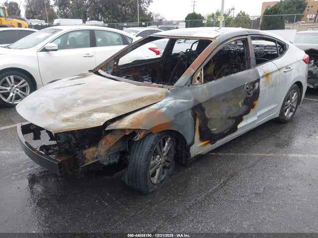 2018 HYUNDAI ELANTRA 5NPD84LF5JH342498 Photo 1