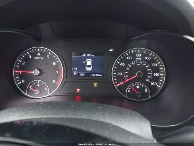 5XXGT4L35LG415787 KIA Optima Lx