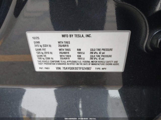 2026 TESLA MODEL Y 7SAYGDED2TF524907 Photo 8