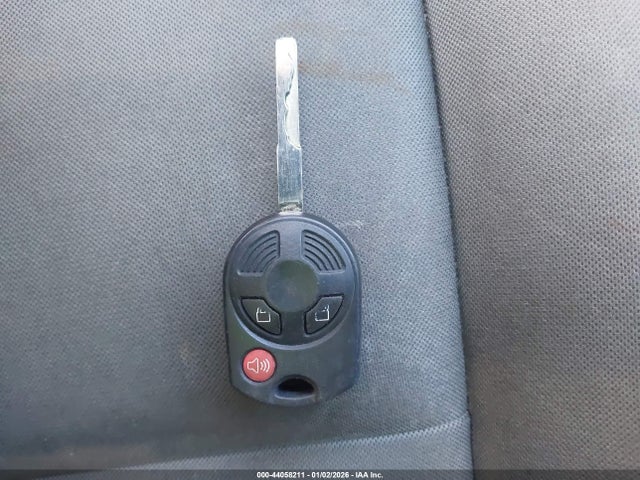 1FMCU9GX6FUA96772 Ford ESCAPE SE