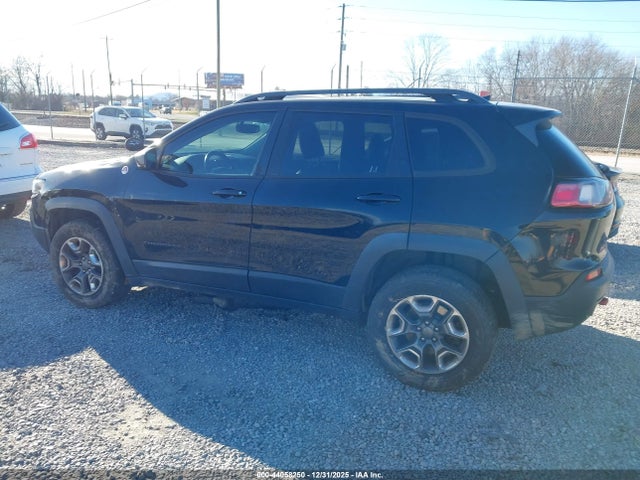 1C4PJMBXXKD250810 Jeep Cherokee Trailhawk 4x4