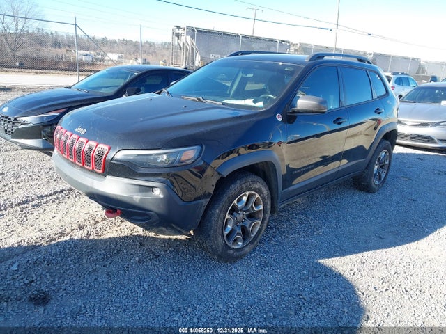 1C4PJMBXXKD250810 Jeep Cherokee Trailhawk 4x4