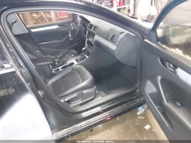 2013 VOLKSWAGEN PASSAT 1VWBH7A36DC039373 Photo 4