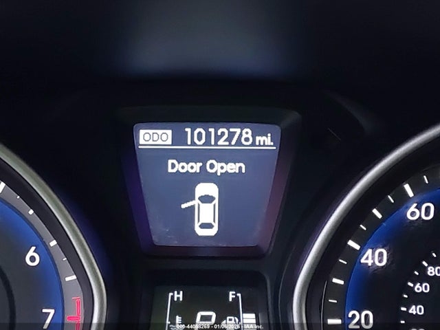 KMHD35LH4FU235585 Hyundai ELANTRA GT