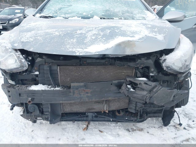 KMHD35LH4FU235585 Hyundai ELANTRA GT