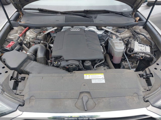 2019 AUDI A6 WAUD8AF28KN120043 Photo 9