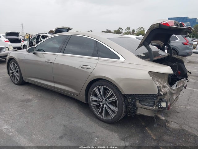 2019 AUDI A6 WAUD8AF28KN120043 Photo 2