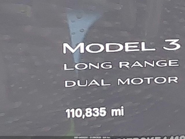 44058281 :رقم المزاد ، 5YJ3E1EB2KF441857 vin ، 2019 Tesla Model 3 Long Range/performance مزاد بيع