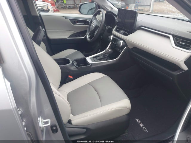Toyota Rav4 Xle Premium 2023 2T3C1RFV6PW273256 Image 5