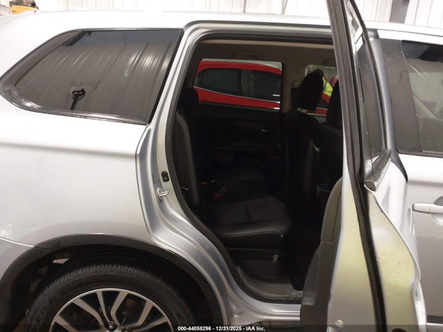 2017 MITSUBISHI OUTLANDER JA4AZ2A34HZ035396 Photo 7