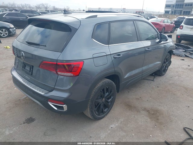 2022 VOLKSWAGEN TAOS 3VVTX7B22NM079693 Photo 3