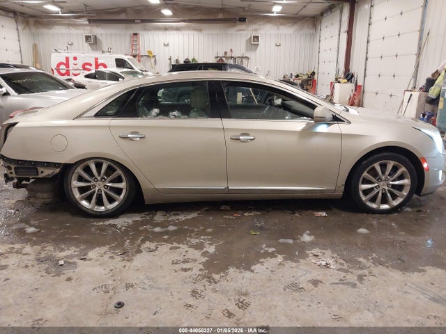 44058327 :رقم المزاد ، 2G61T5S32D9182377 vin ، 2013 Cadillac Xts Premium مزاد بيع