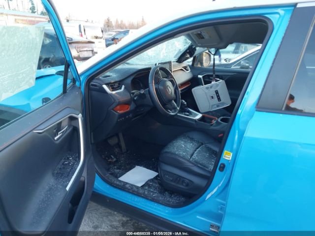 2019 TOYOTA RAV4 2T3J1RFVXKC025139 Photo 4