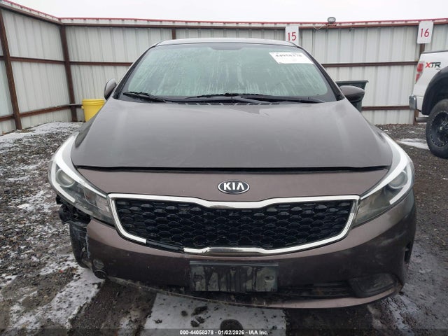 2017 Kia Forte Lx მანქანა იყიდება აუქციონზე, vin: 3KPFK4A77HE122283, აუქციონის ნომერი: 44058378