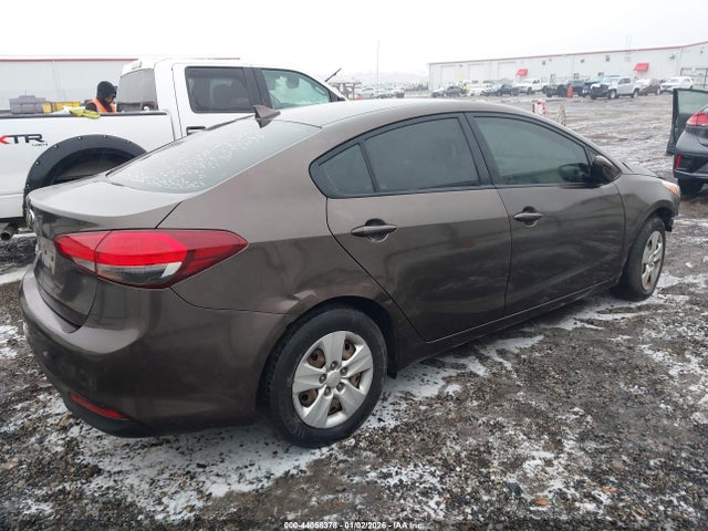 2017 Kia Forte Lx მანქანა იყიდება აუქციონზე, vin: 3KPFK4A77HE122283, აუქციონის ნომერი: 44058378
