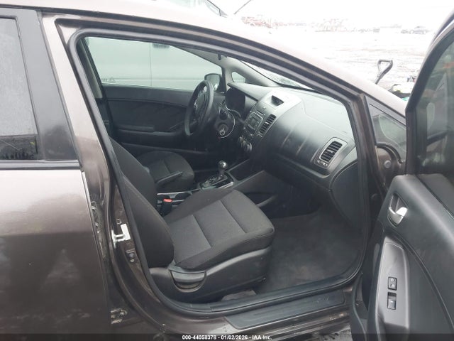 2017 Kia Forte Lx მანქანა იყიდება აუქციონზე, vin: 3KPFK4A77HE122283, აუქციონის ნომერი: 44058378