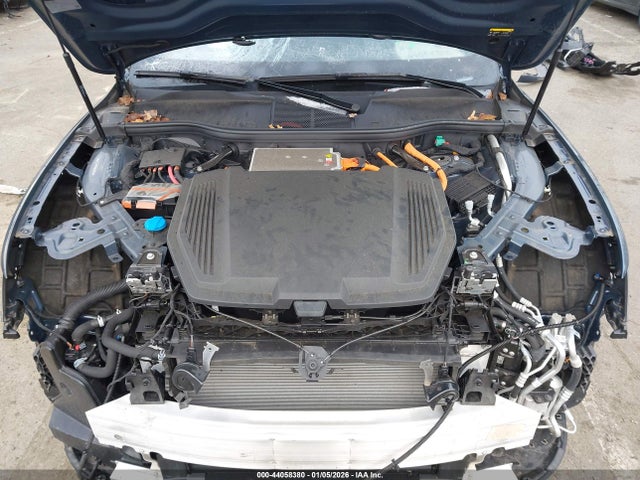 2024 AUDI Q8 E-TRON WA1CAAGE7RB039374 Photo 9