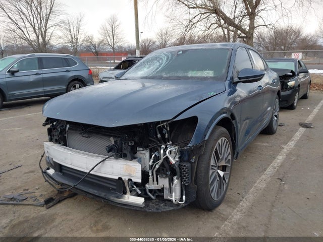 2024 AUDI Q8 E-TRON WA1CAAGE7RB039374 Photo 1