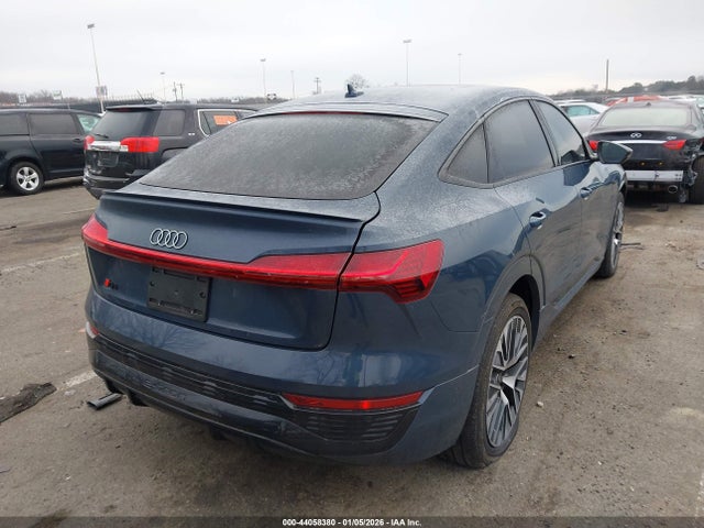2024 AUDI Q8 E-TRON WA1CAAGE7RB039374 Photo 3