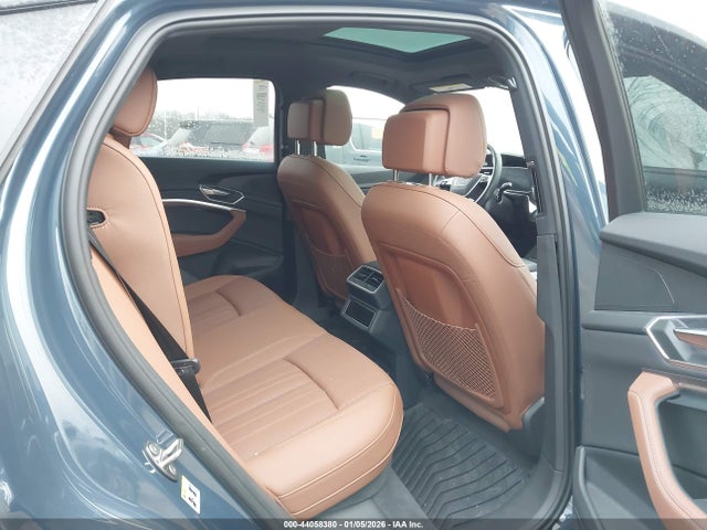 2024 AUDI Q8 E-TRON WA1CAAGE7RB039374 Photo 7