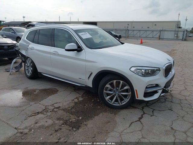 2018 BMW X3 5UXTR9C57JLD57126