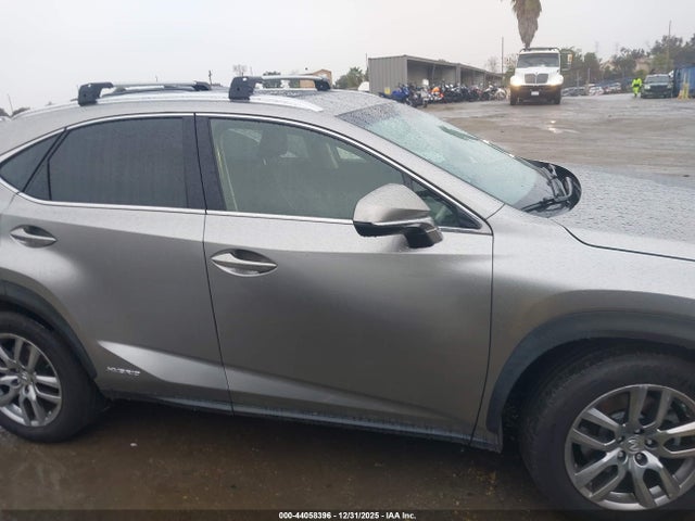Lexus NX 300H 2015 JTJBJRBZ1F2013002 Image 13