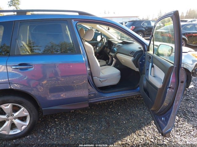 Subaru Forester 2.5i Premium 2016 JF2SJADC9GH547099 Image 5