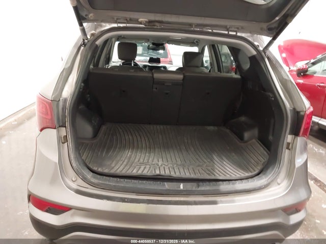 5NMZUDLB2HH029009 Hyundai Santa Fe Sport 2.4l