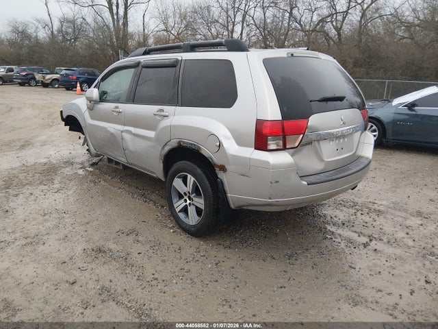 2011 MITSUBISHI ENDEAVOR 4A4JN3AS9BE004604 Photo 2