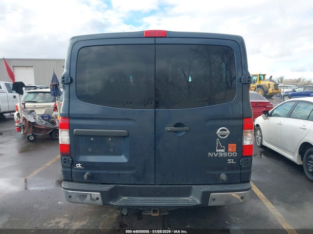 5BZAF0AA5HN851901 Nissan Nv Passenger Nv3500 Hd Sl V8