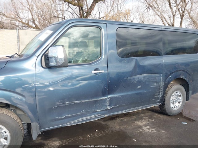 5BZAF0AA5HN851901 Nissan Nv Passenger Nv3500 Hd Sl V8