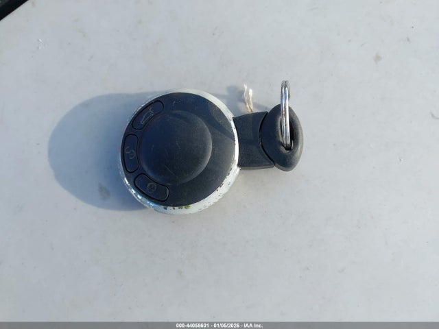 2007 MINI COOPER S WMWMF73507TL86800 Photo 10