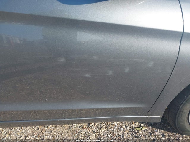 Hyundai ELANTRA SE 2019 5NPD74LF2KH495506 Image 12