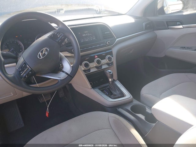 Hyundai ELANTRA SE 2019 5NPD74LF2KH495506 Image 20