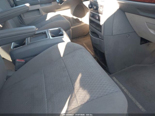 2009 CHRYSLER TOWN & COUNTRY 2A8HR54149R517368 Photo 4