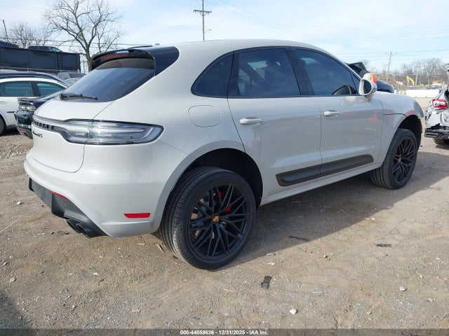 2024 PORSCHE MACAN WP1AF2A57RLB57835 Photo 3