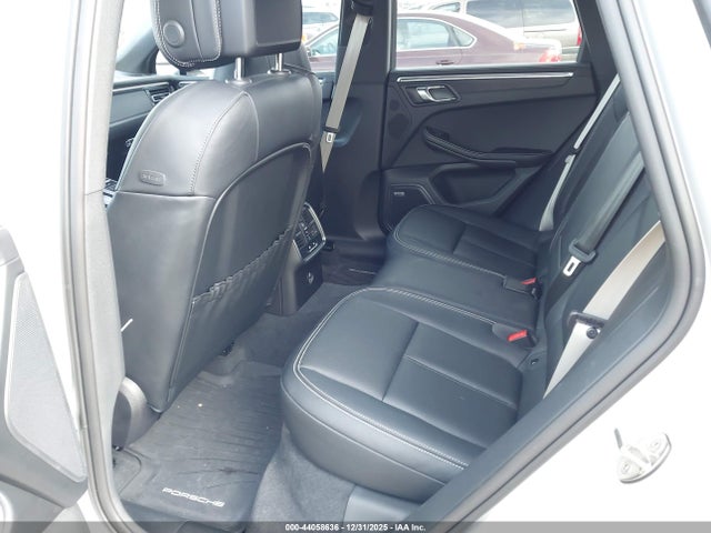 2024 PORSCHE MACAN WP1AF2A57RLB57835 Photo 7