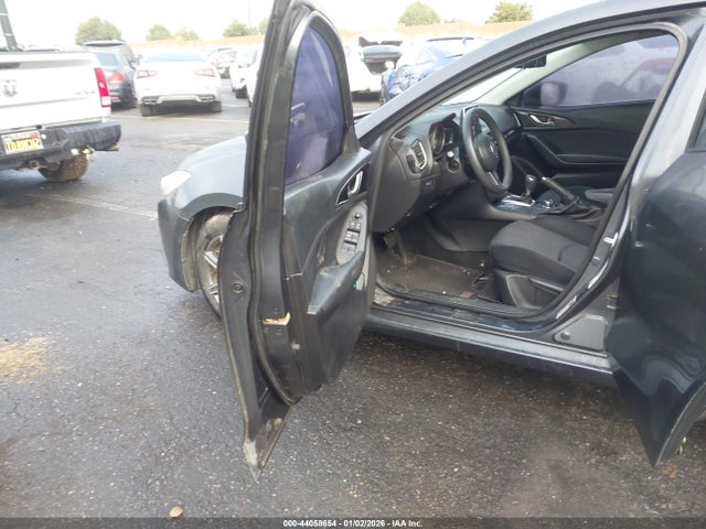3MZBM1U76FM229201 Mazda Mazda3 I Sport