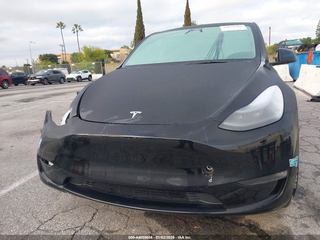 7SAYGAEE6SF262458 Tesla Model Y Long Range Dual Motor All-wheel Drive